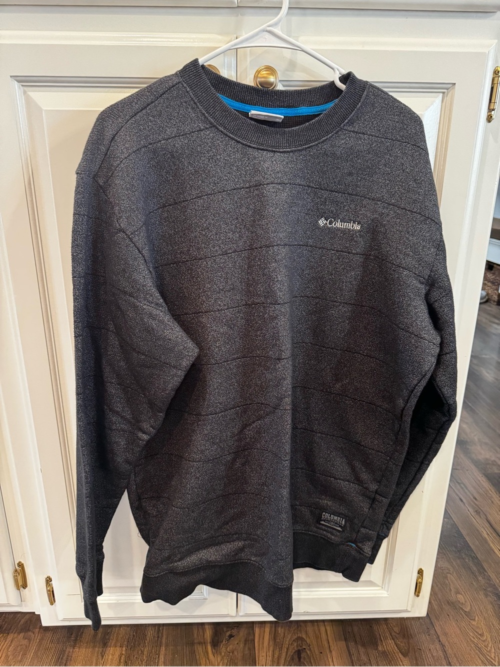 Columbia Men's Charcoal Crewneck Sweatshirt with Subtle Stripe